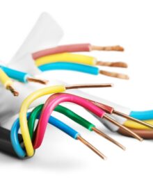 Uchwyt do kabli elektrycznych – co warto wiedzieć?